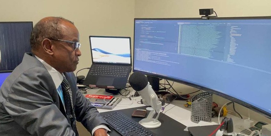 At his workstation, Mogadishu Law Office
